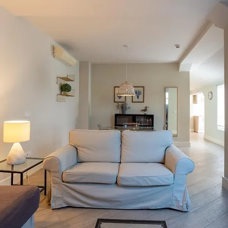 Urbe10 Angel 2 Bedrooms 4a Apartment *